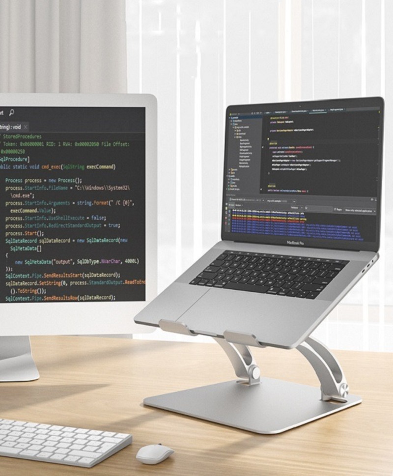 using-a-laptop-stand-properly-4